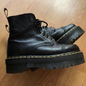 Dr Martens Sinclair Platform Boots